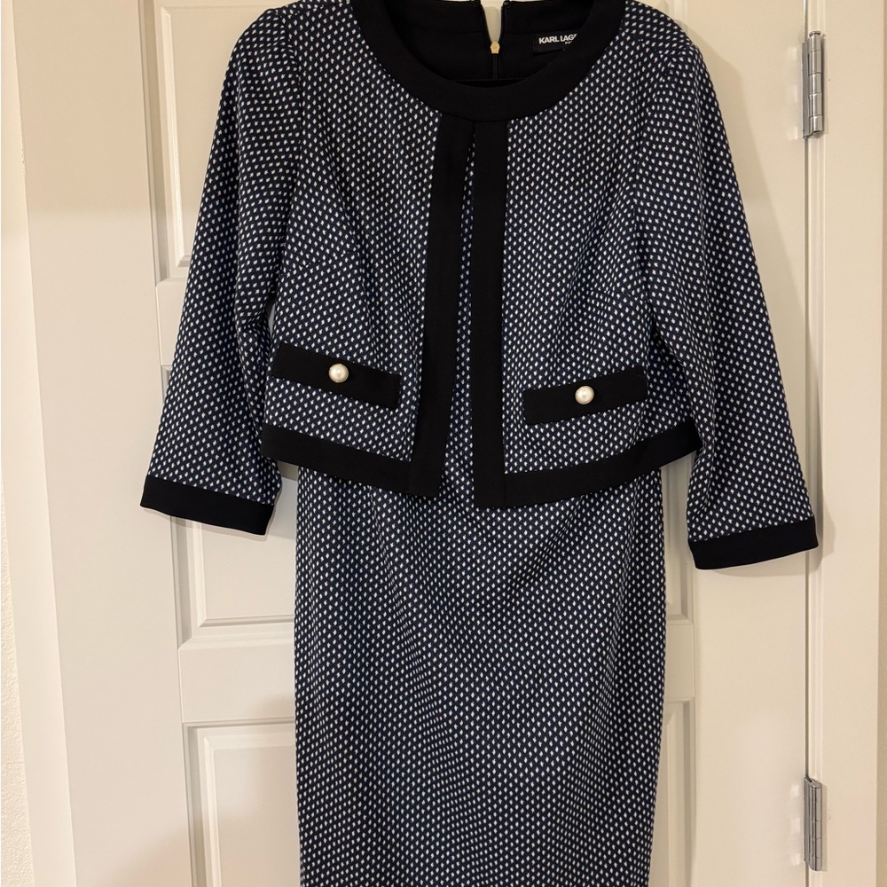 Karl Lagerfeld Blue and White Sheath Dress 3/4 Sleeve Crew Neck
